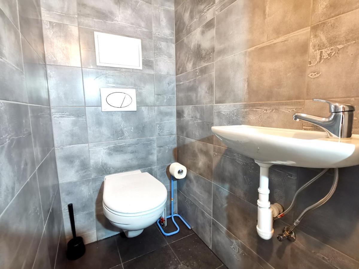 Lacplesa Downtown New 2-Bedroom Apartment Riga Extérieur photo